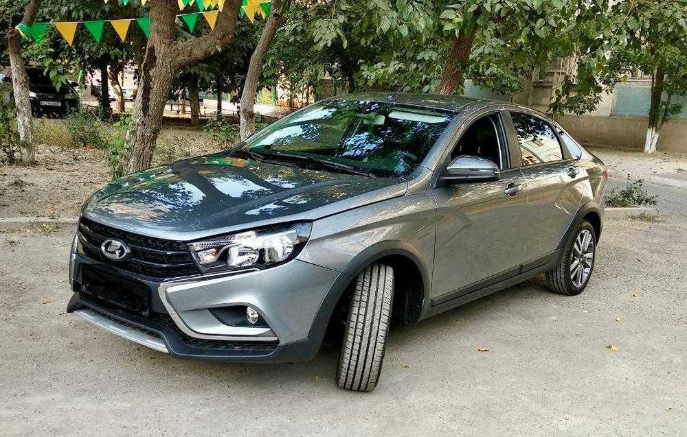 Lada Vesta Cross, фулл комплектация, Ниссан-Рено мотор
