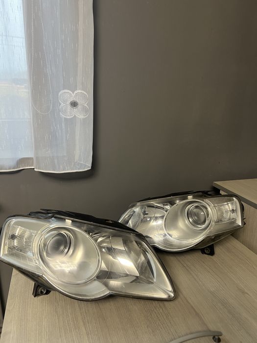 Faruri Passat B6 impecabile