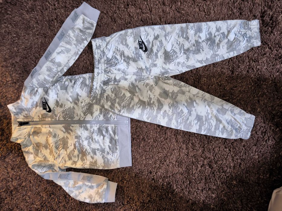 Lot hăinuțe băiețel mărimea 92