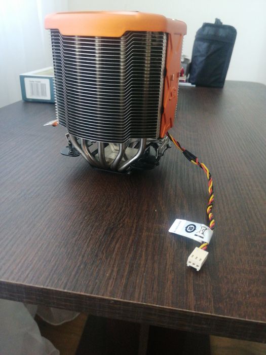 Cooler Asus Silent Square Pro