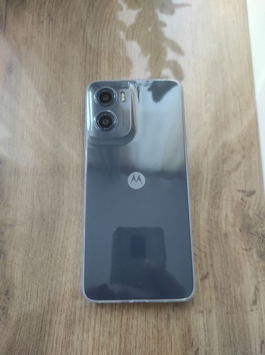 Телефон Motorola g 05