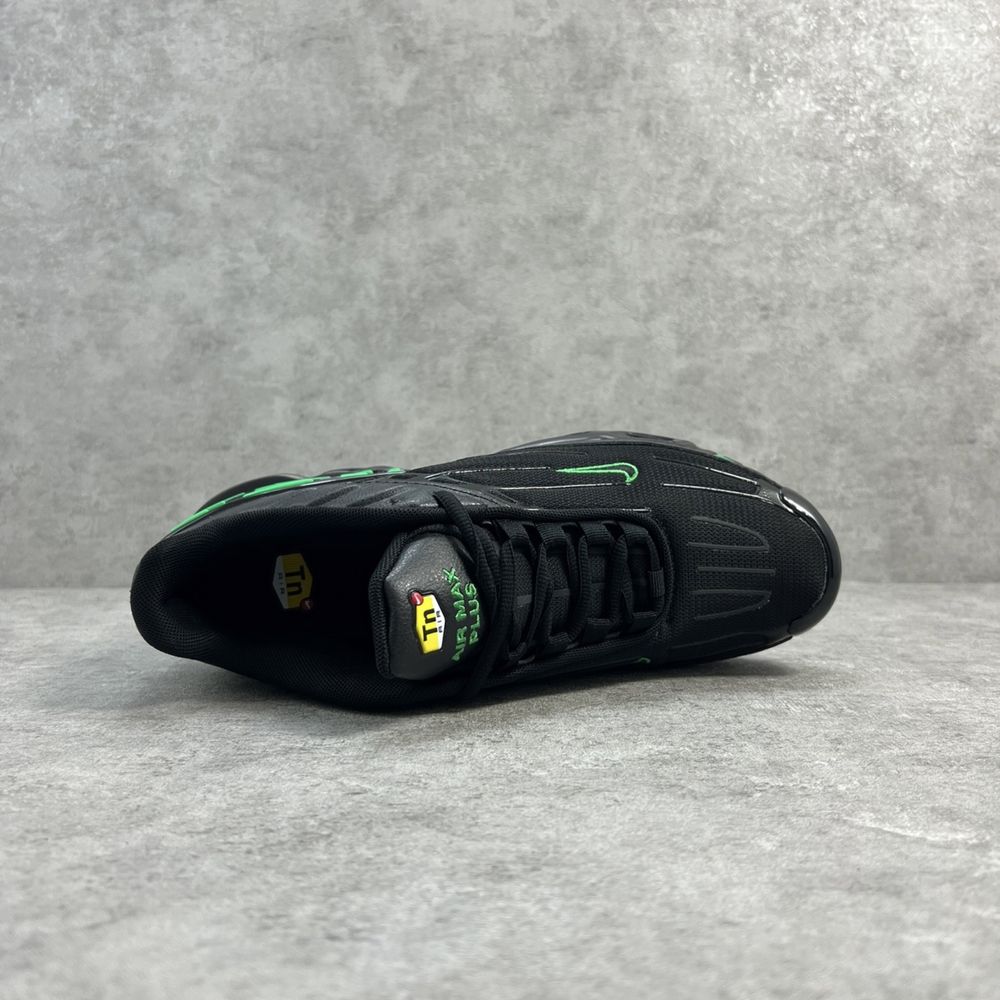 Nike Air Max Plus III Negro Verde- 40/41/42