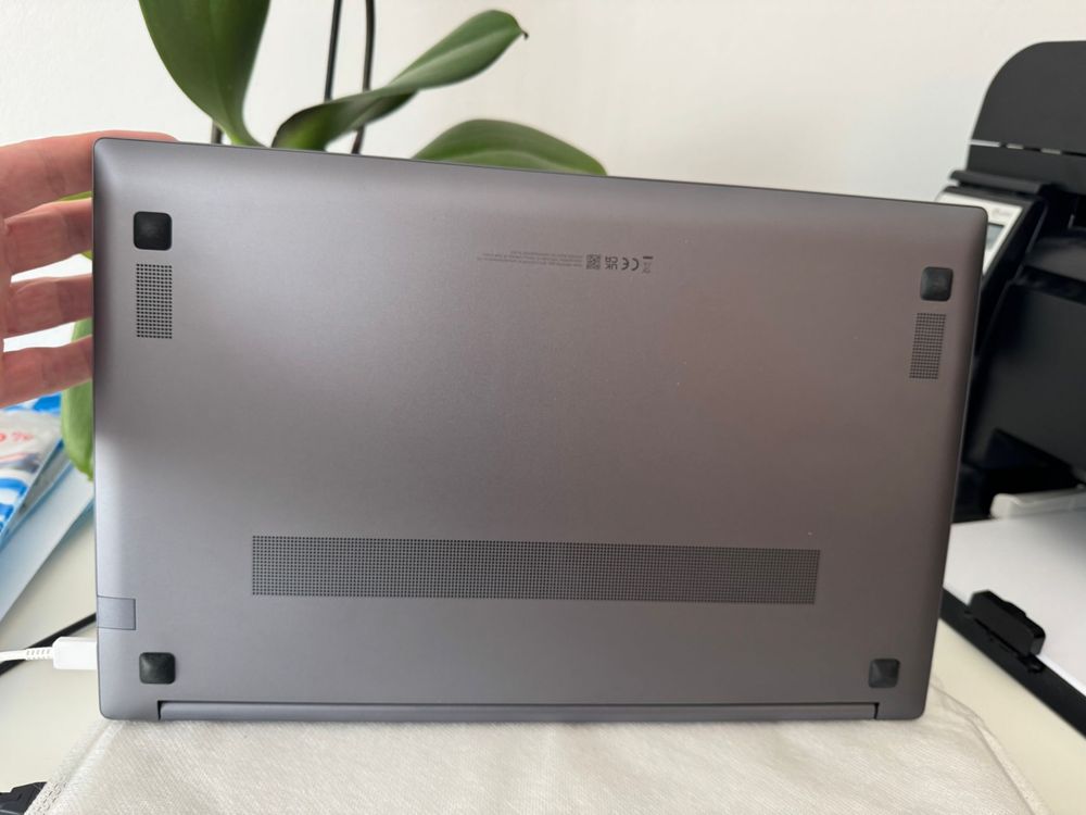 Laptop nou Samsung Galaxy Book4 15.6”