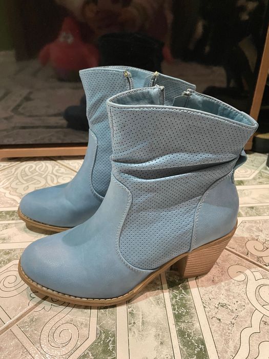 Сини дамски боти