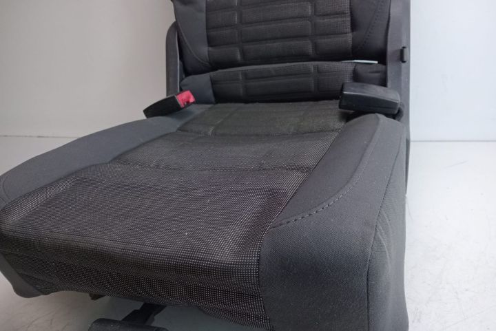 Scaun mijloc spate 1T0010357R Volkswagen VW Touran prima generatie (f