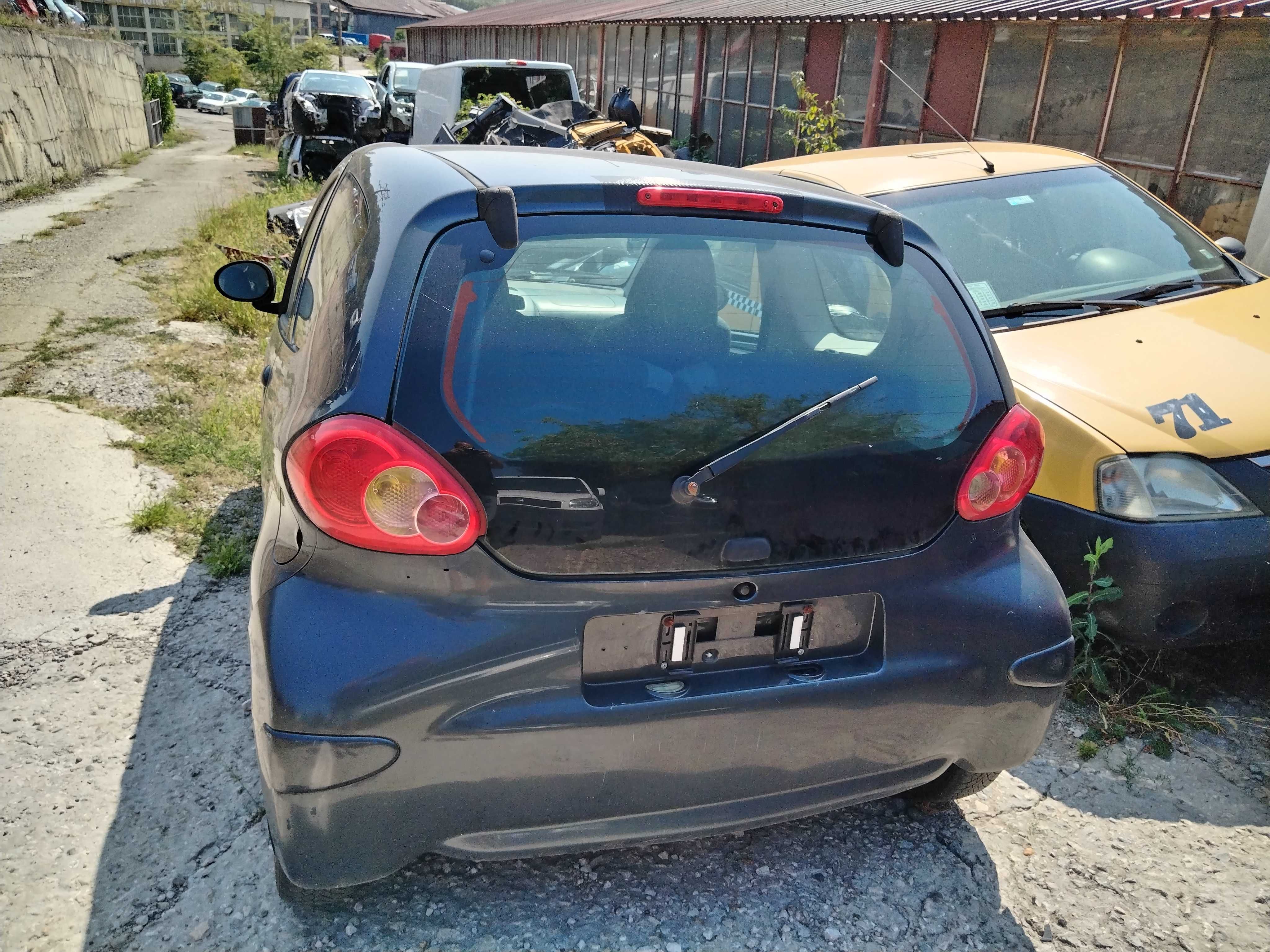 Toyota Aygo 1.0 бензин 2007г. на части