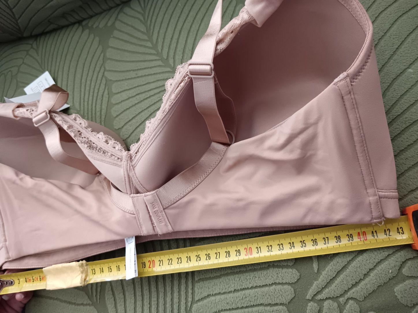 НОВ сутиен Sans Complexe, 95E, без банели