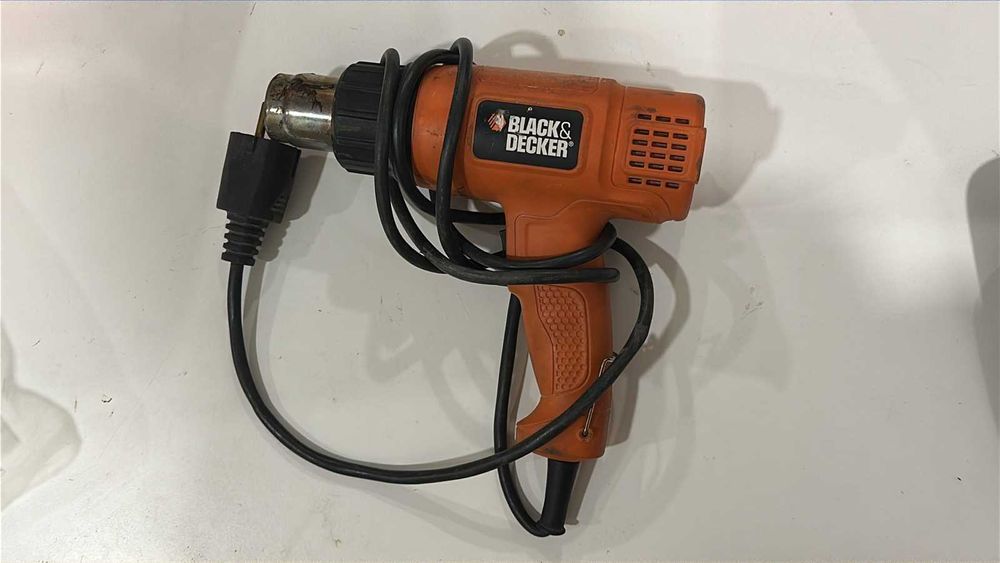 Пистолет за горещ въздух Black&Decker KX1650 1750W