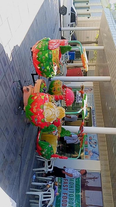 Детские аттракционы