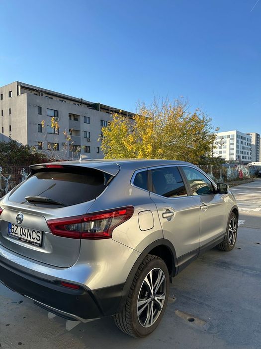Nissan Qashqai Nissan Qashqai 1.3 Benzină | Automată | 2019