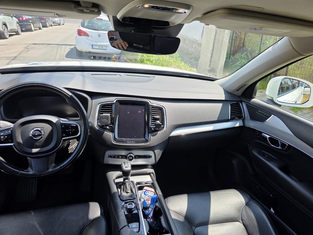 Vand volvo xc 90 stare excelenta