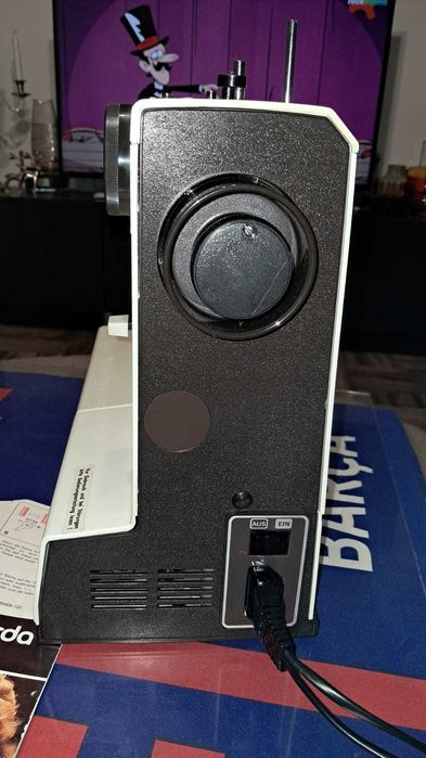 Mașină de cusut nemțească