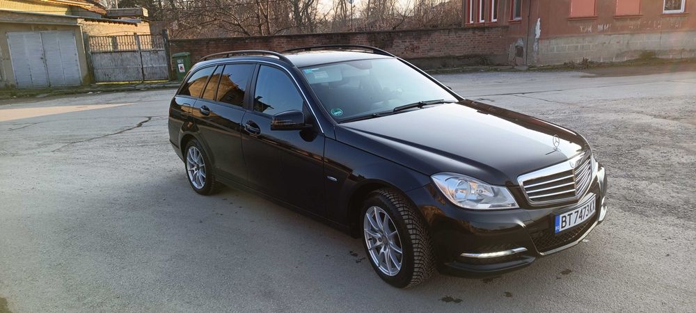 Mercedes C220 Face 2012 год.