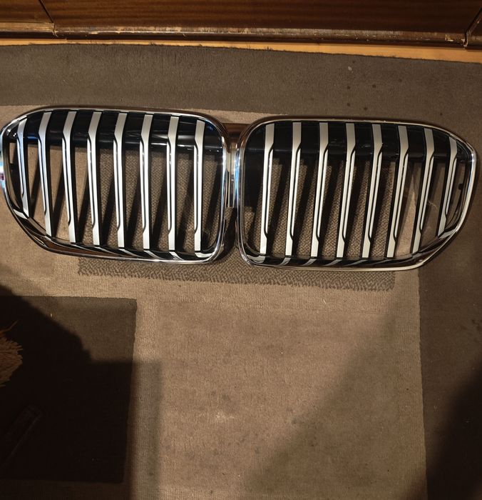 Решетка за БМВ 7 серия G11