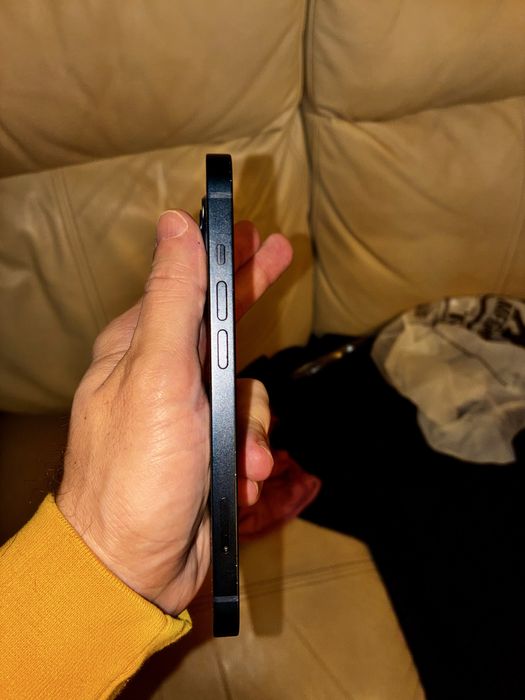 iPhone 13 stare 10/10 - huse - accesorii