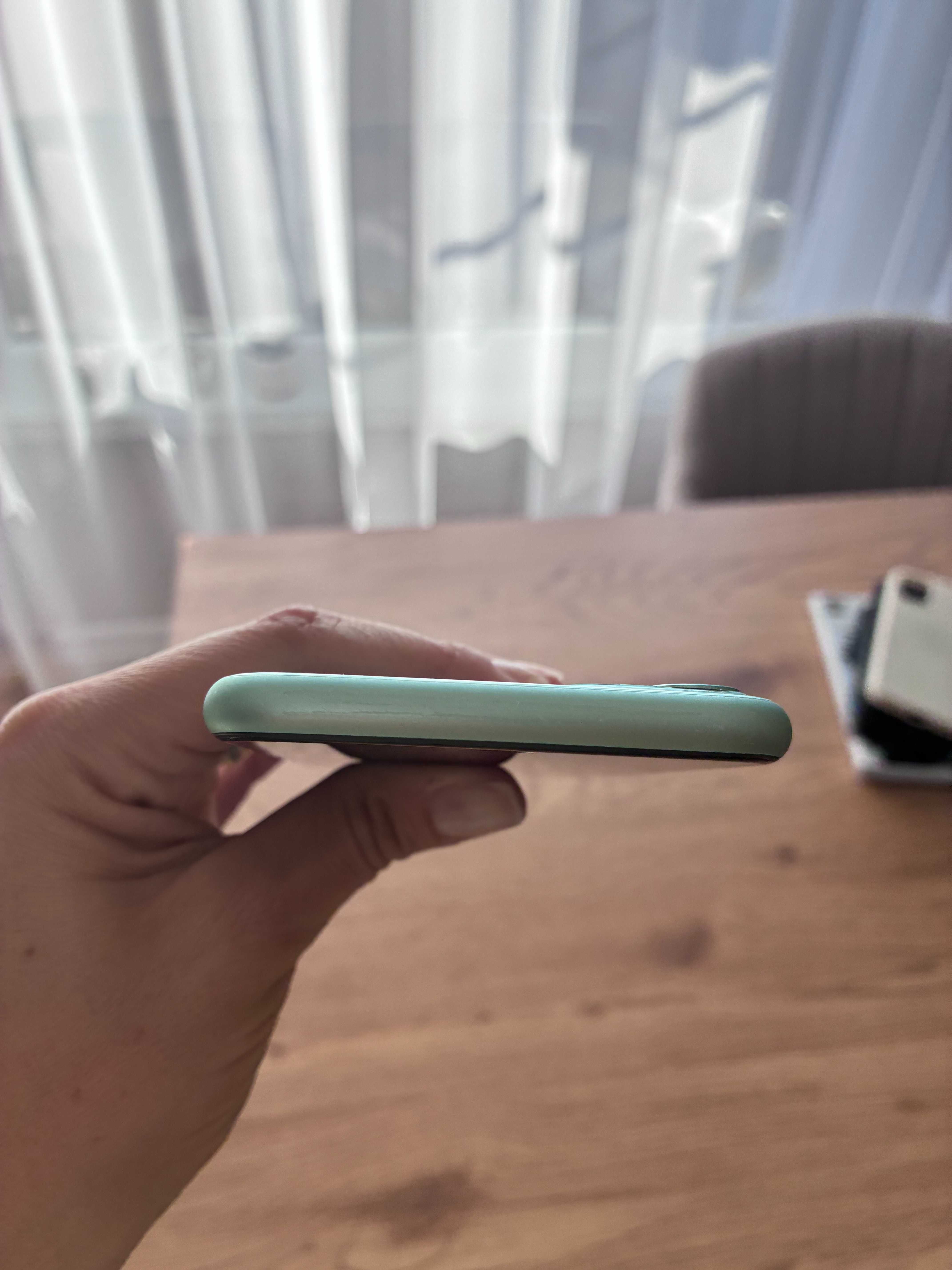 Iphone 11 като нов