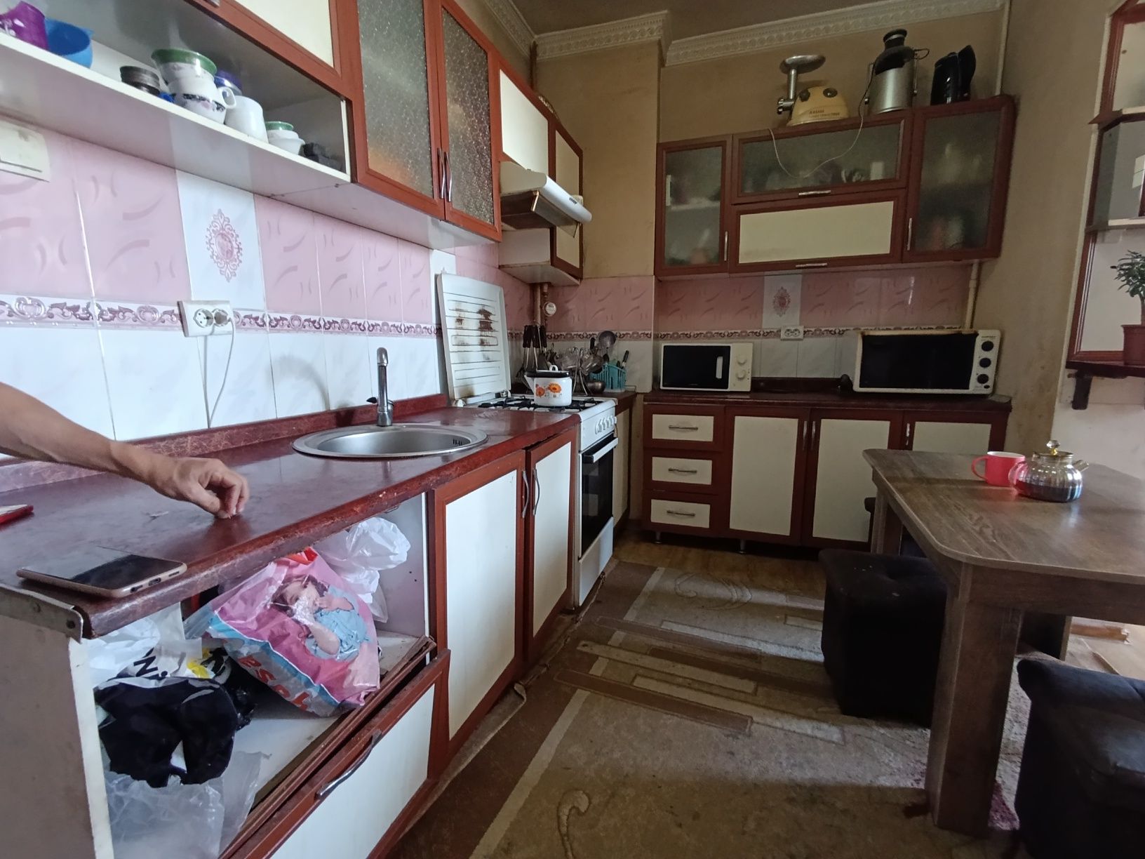 Продается 4 комнатная квартира