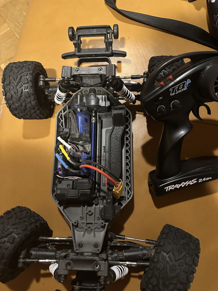 Rustler 4x4 vxl.
