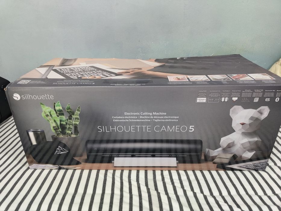 Плотер Silhouette Cameo 5