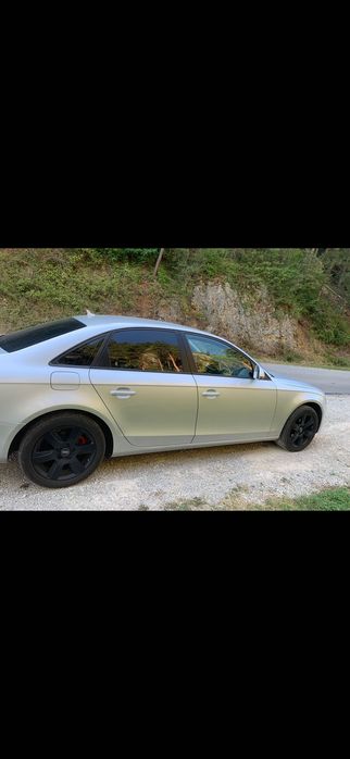 Vând/ Schimb A4 b8 2009