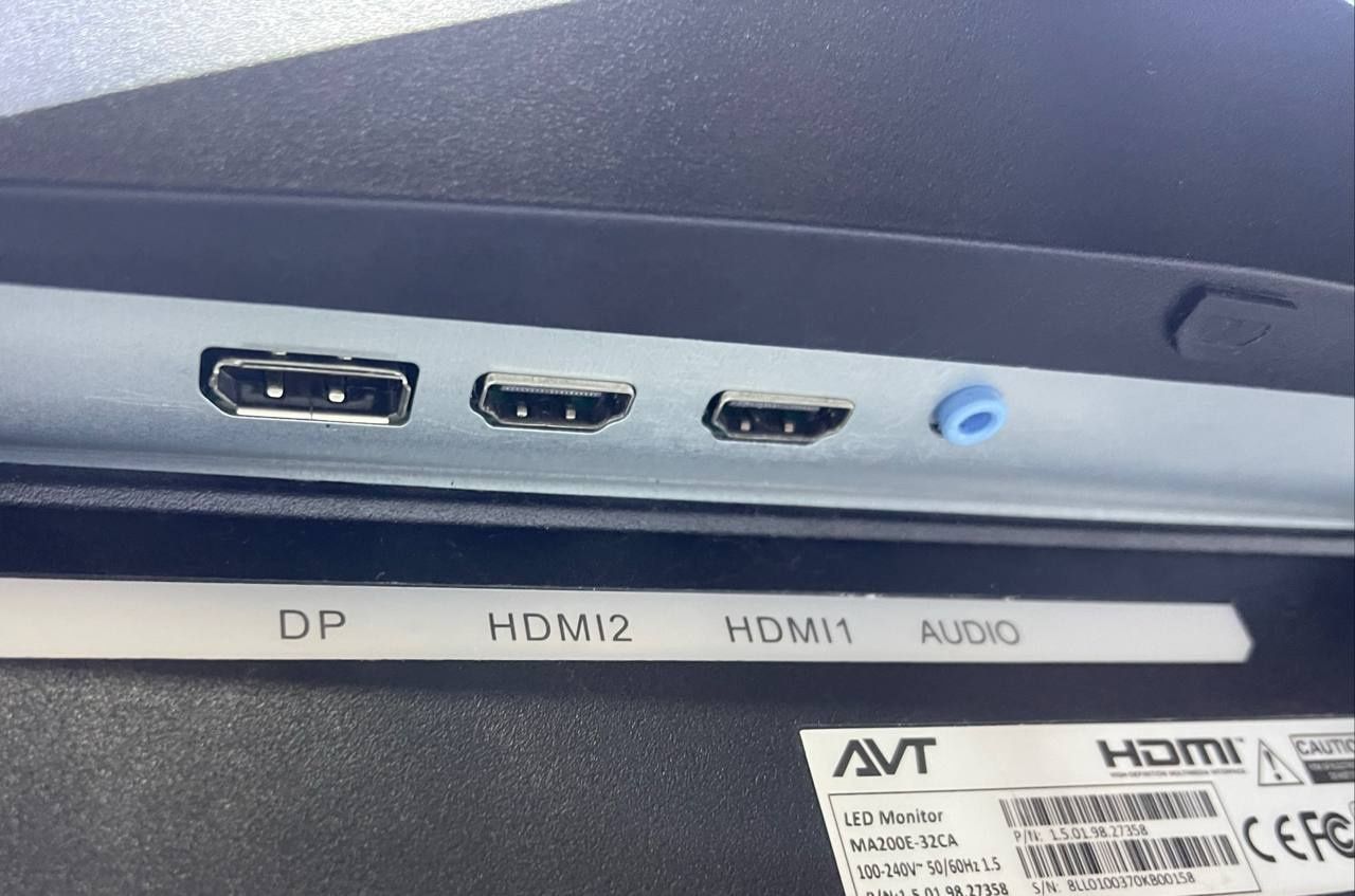 Avtech 32 Curvid 165hz