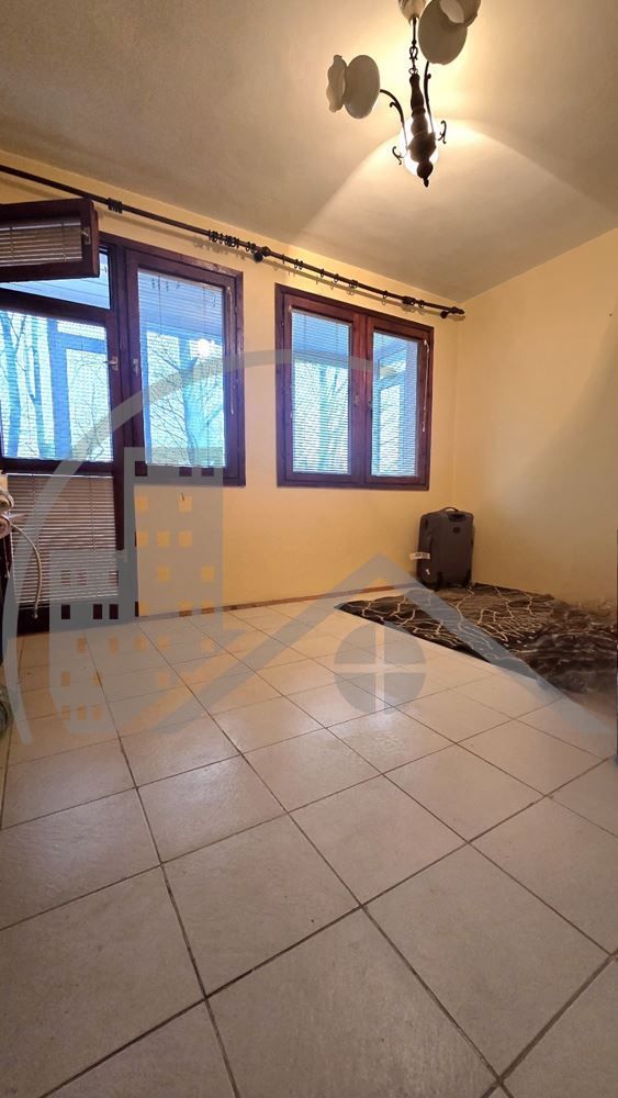 Продава се Тристаен апартамент в Добрич, Балик - 90 кв.м за 1078 €/кв.м - Снимка #5