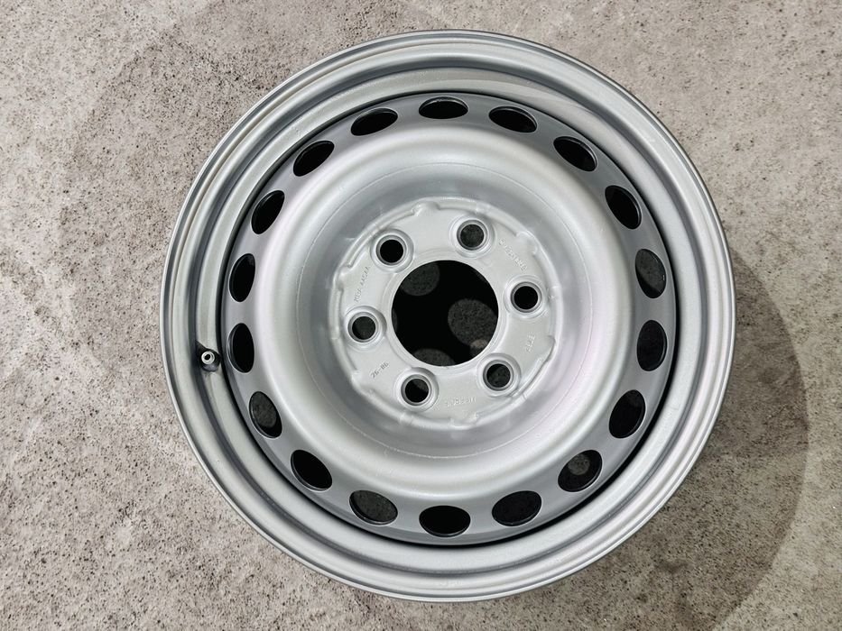 1бр желязна Mercedes Sprnter / VW Crafter / 16цола оригинална