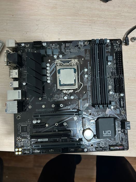 i5 10400f + b460 d3h