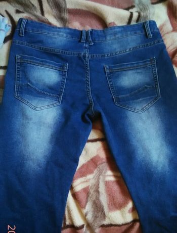 Продам джинсы red tag