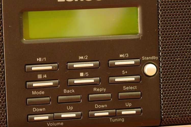 Radio FM + Internet, LENCO IR 2100, LAN  si wireless