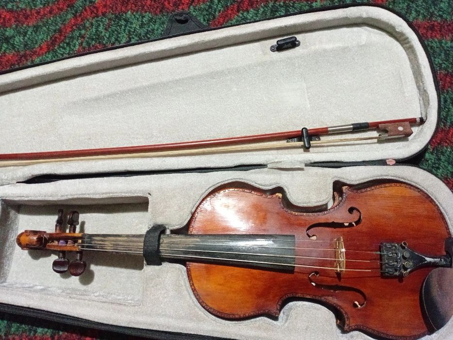 Skripka 4/4 ishlatilgan