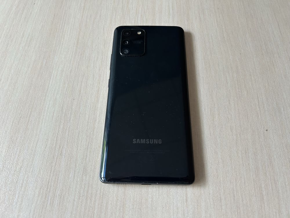 Продавам Samsung Galaxy S10 Lite 128/8GB