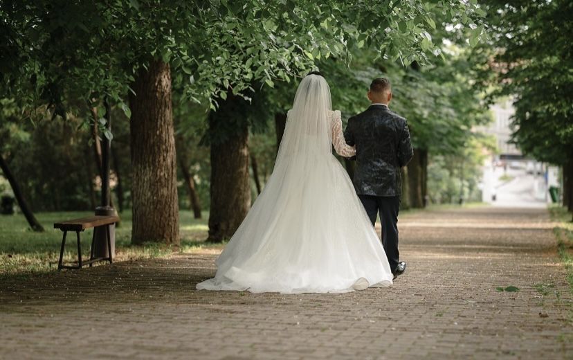 Vând rochie de mireasă!!