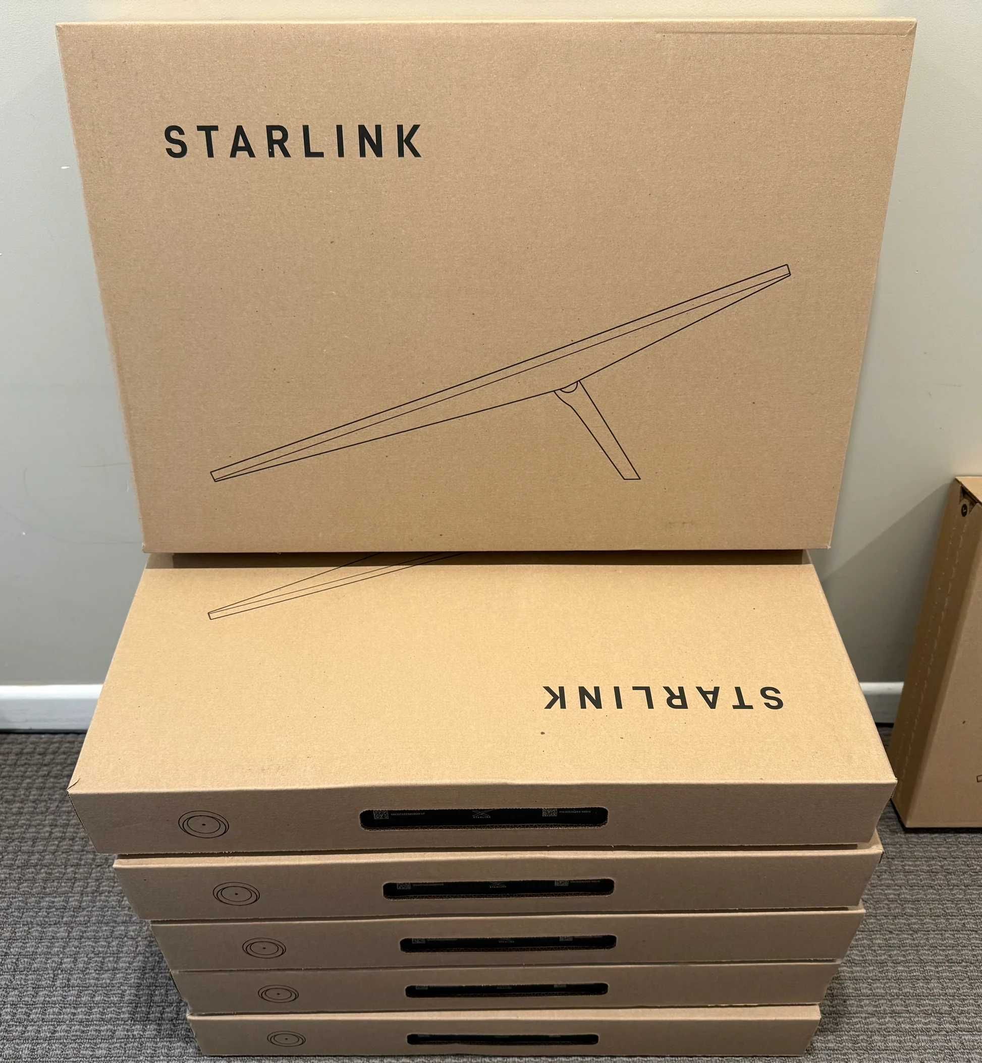 Продажа Starlink V4 и Starlink Mini в Казахстане
