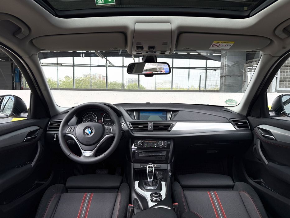 BMW X1 2014 2.0 25xDrive 218cp SportLine