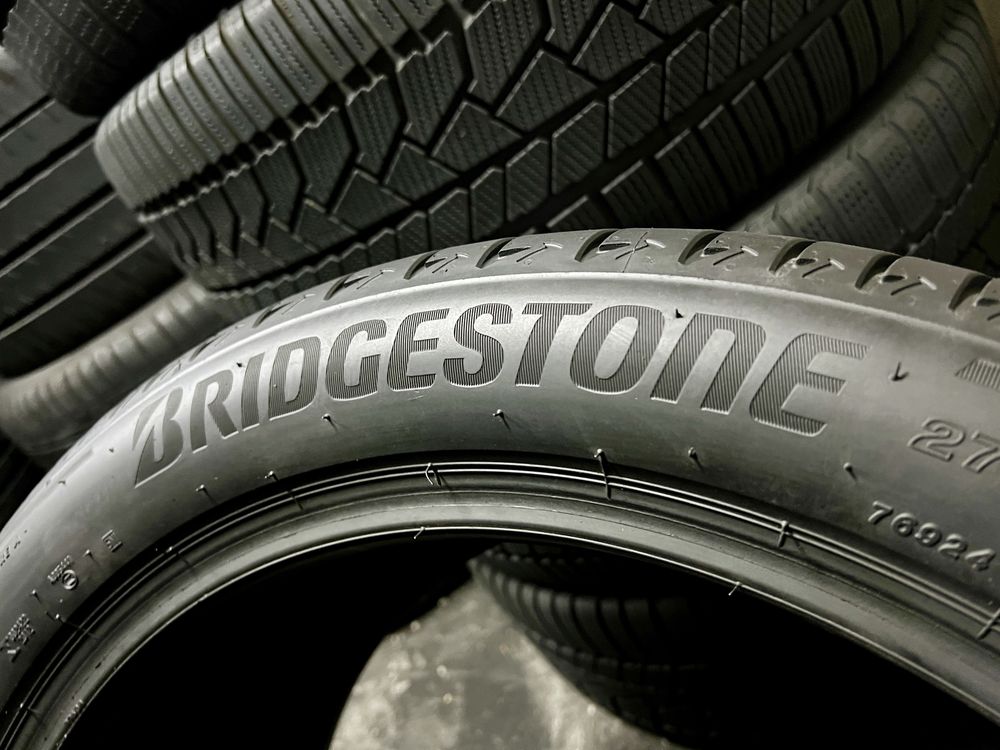 2бр. 275/40/20 Bridgestone DOT:20г. 6мм+