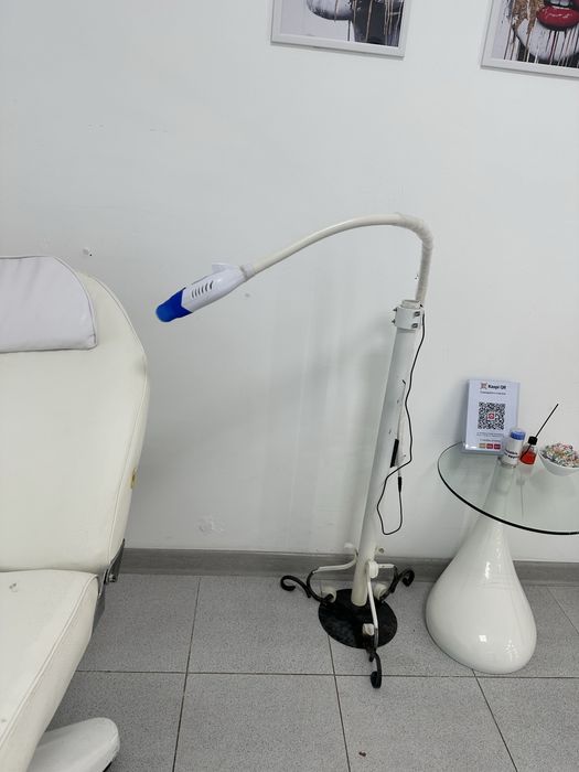 Аппарат для косметического отбеливания зубов