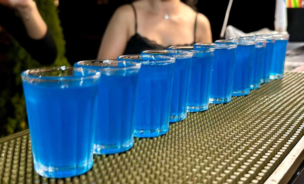 Cocktail bar și tort de shot