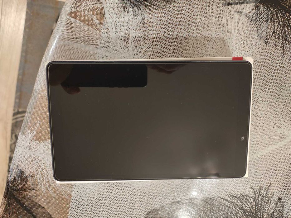 Таблет HUAWEI MatePad T8 (работи отлично, запазен)
