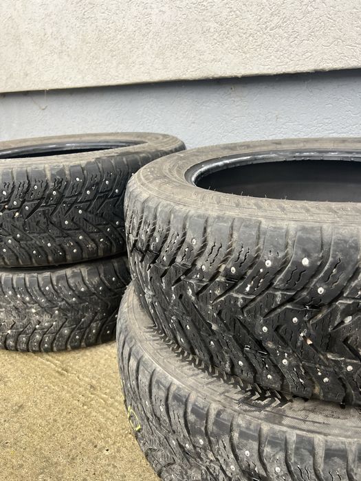 Vand Anvelope M+S Nokian 215/60 R17