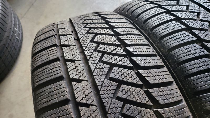 225/45/18 Continental 2бр Runflat