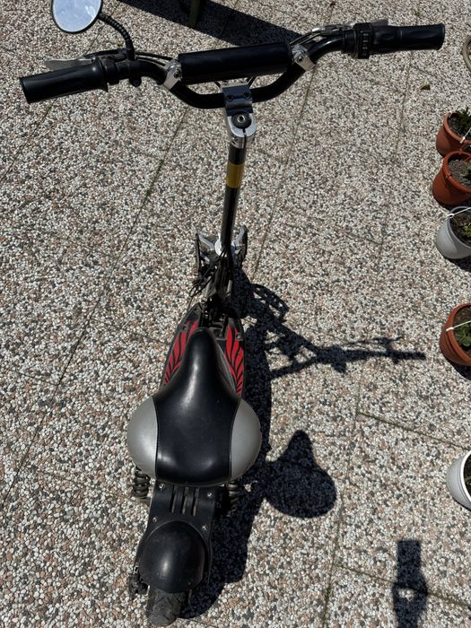 Vand trotineta electrica motr 350 w  tractiune cu lanț