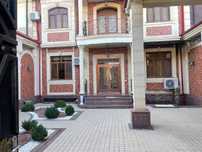 Аренда Евродома 4-соток на Максим Горький / id8883 /