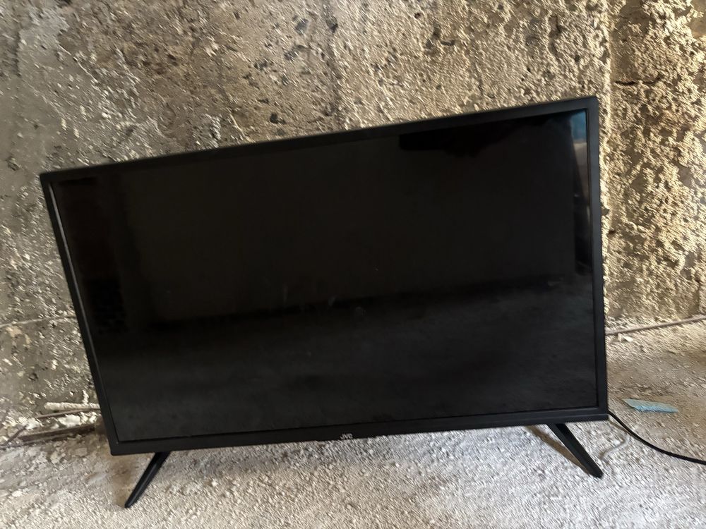 Телевизор JVC  32”