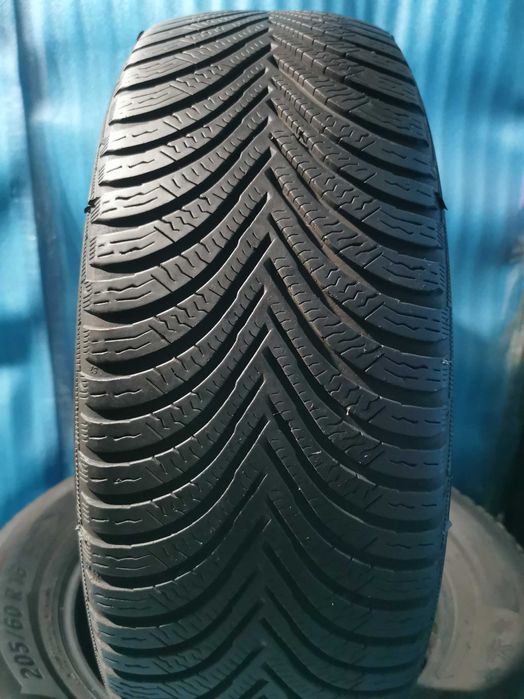 205 60 16 michelin m+s 4 buc