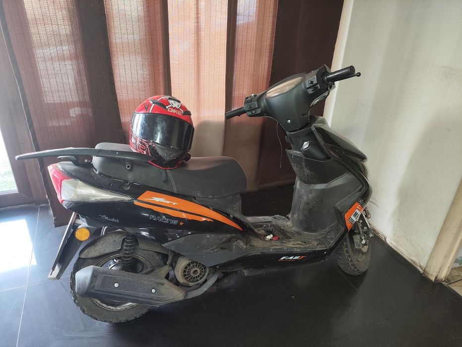 М8 мопед продается