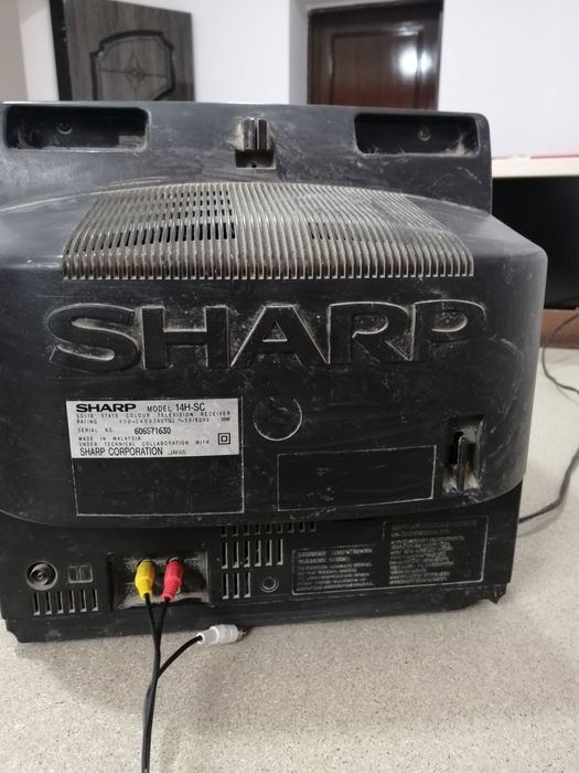 Телевизор Sharp б/у рабочем состоянии
