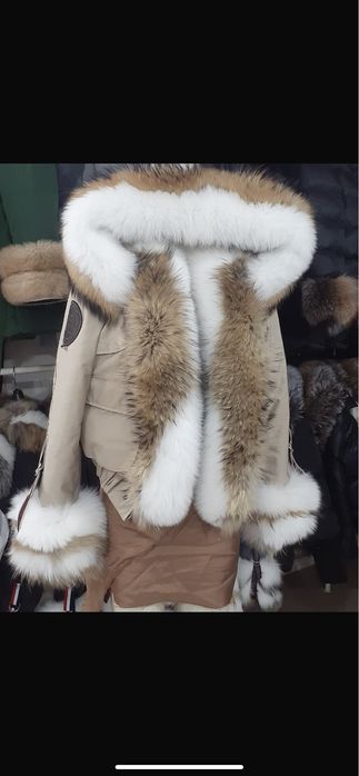Geaca parka scurta cu blana naturala