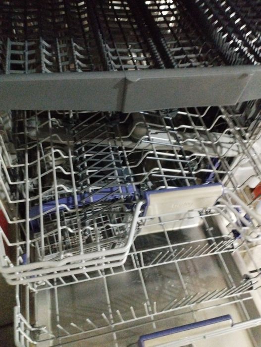 Посудомоечная машина beko, робот пылесос