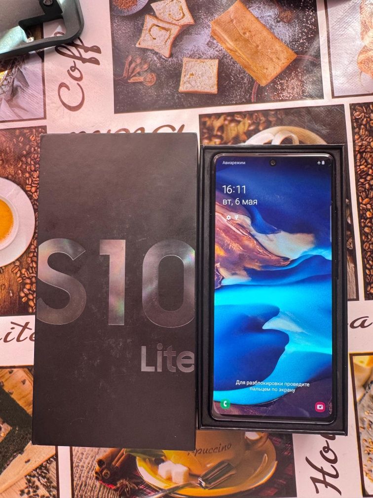 Самсунг с 10 lite,10 андроид